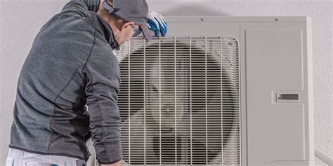 leaking heat pump|Why Your Heat Pump is Dripping Water and How to。